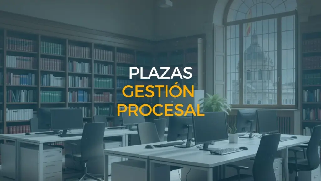 Oficina judicial moderna en España con puestos de trabajo, ordenadores y estanterías de leyes, representando el entorno profesional de las plazas gestión procesal.